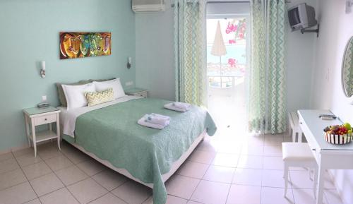 Family Room with Sea View