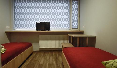 Twin Room with Private External Bathroom