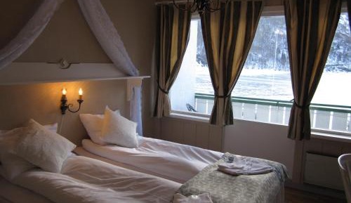 Double or Twin Room with Balcony