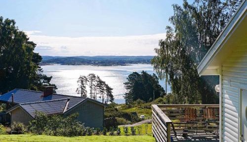 Two-Bedroom Holiday Home