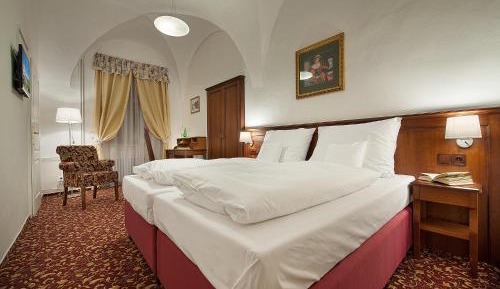 Double or Twin Room with View