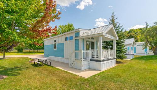 One-Bedroom Cottage