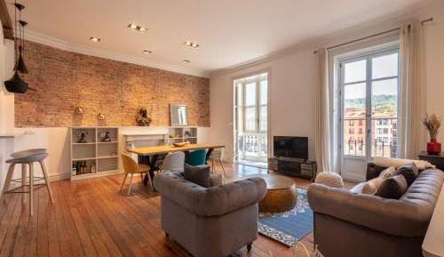 Three-Bedroom Apartment