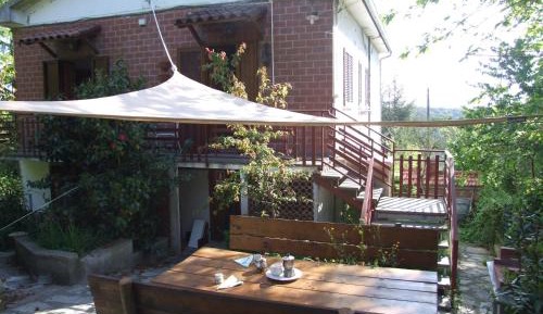 Two-Bedroom House with Balcony