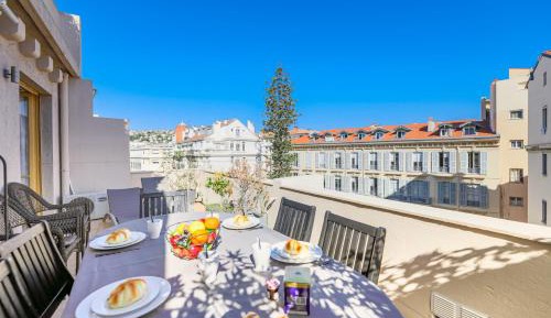 Apartment with Terrace