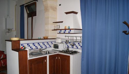 Studio (2 Adults)