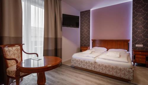 Deluxe Double Room with Bath
