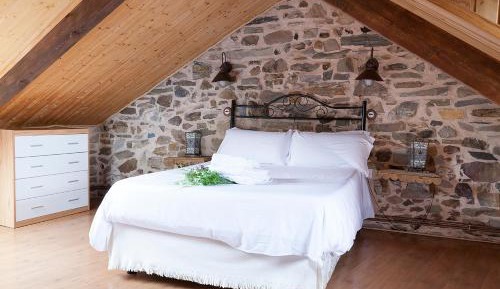 Triple Room with Mountain View