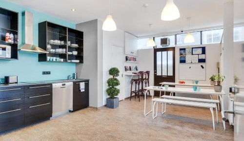 Economy Quadruple Room with Shared Bathroom