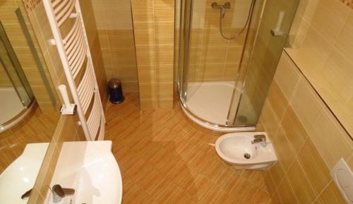 Triple Room with Private Bathroom