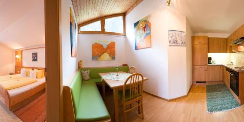 One-Bedroom Apartment (2 Adults)