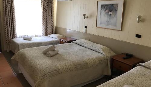 Standard Queen Room (Non - Pet Room)