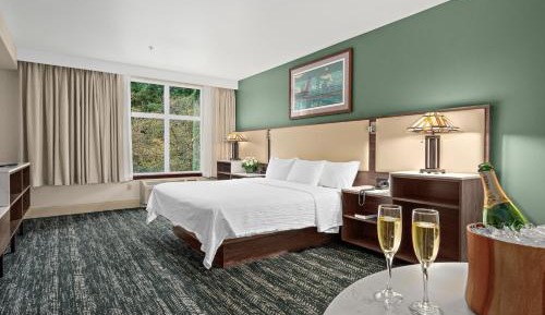 Black River Suite