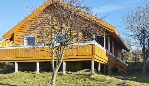 Three-Bedroom Vacation Home 