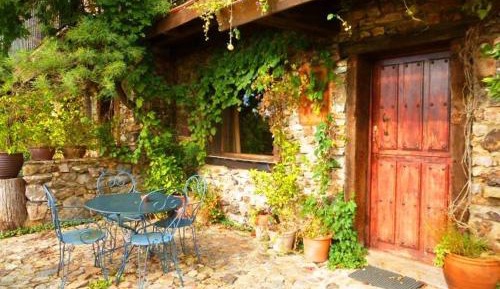 One-Bedroom House