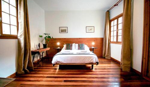 Seven-Bedroom House