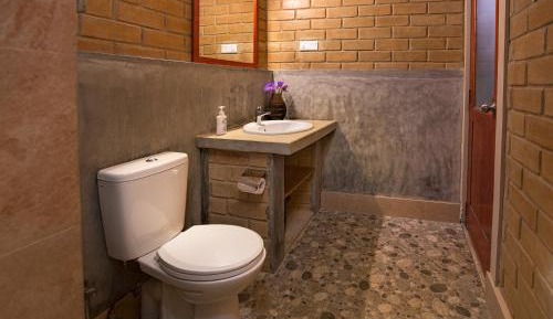 Twin Room with Shared Bathroom