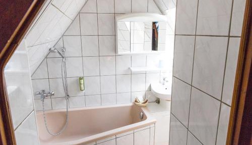 Single Room with Bath