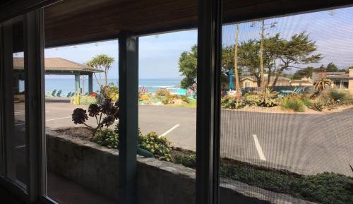 Queen Room with Two Queen Beds with Partial Ocean View