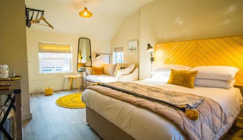Deluxe King Room