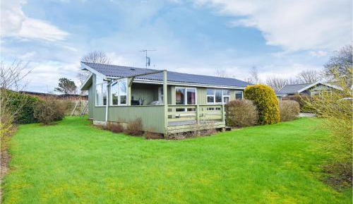 Four-Bedroom Holiday Home
