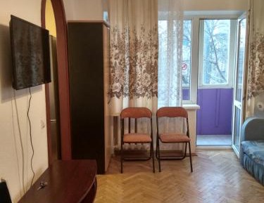 Apartment With Shared Bathroom