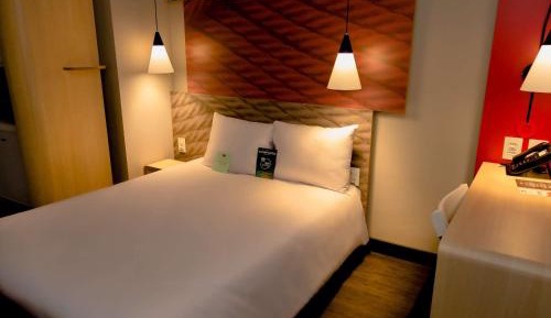 Standard Apartment with One Double Bed