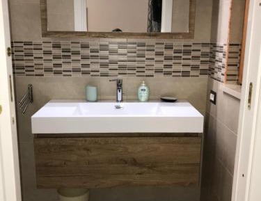 Twin Room with Private Bathroom