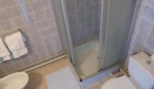 Basic Quadruple Room (2 Adults + 2 Children)