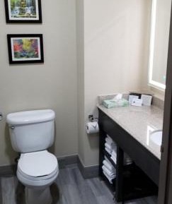 Queen Suite with Two Queen Beds - Accessible/Non-Smoking