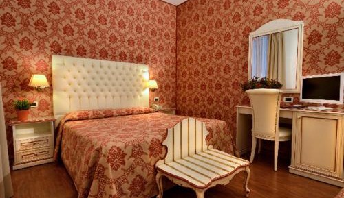 Basic Triple Room