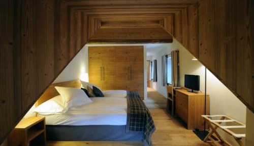 Superior Deluxe Double or Twin Room 