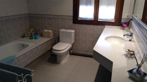 Standard Twin Room with Garden View