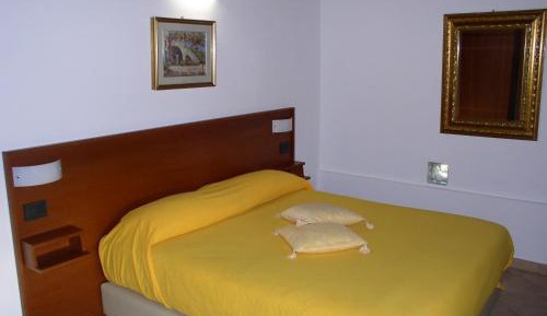 Quadruple Room with Private Bathroom
