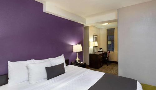 Executive King Room - Non-Smoking
