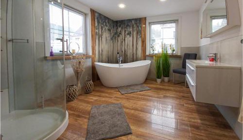 Three-Bedroom Holiday Home 