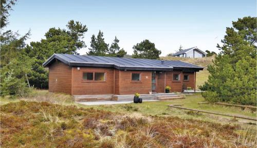 Four-Bedroom Holiday Home