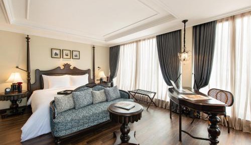 Suite with City View