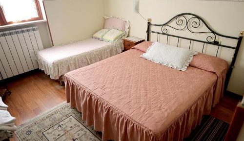 Triple Room with Private Bathroom