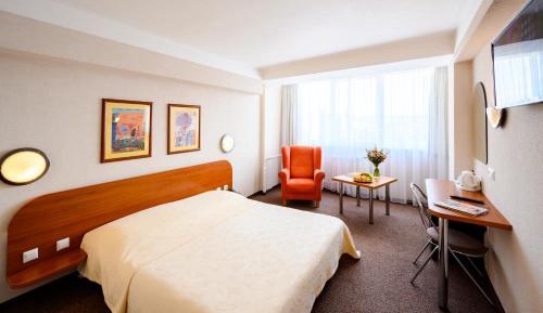 Double or Twin Room with Shower