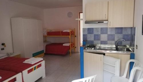 Apartment (4 Adults)