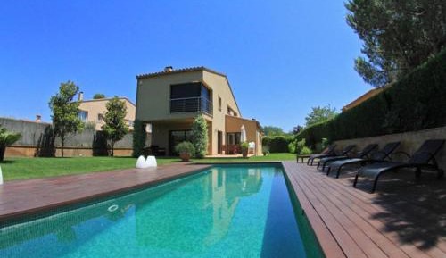 Villa with Private Pool