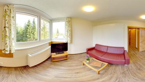 One-Bedroom Apartment with Balcony
