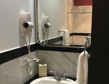 Queen Room with Pool View