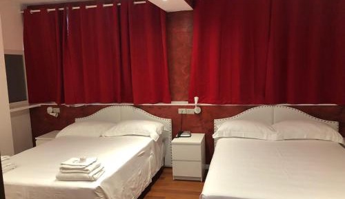 Classic Quadruple Room