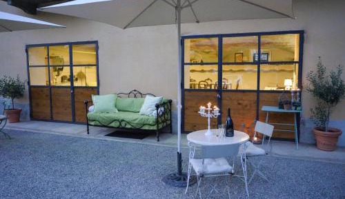 Studio with Balcony (2 Adults)