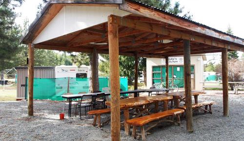 Economy Quadruple with shared facilities