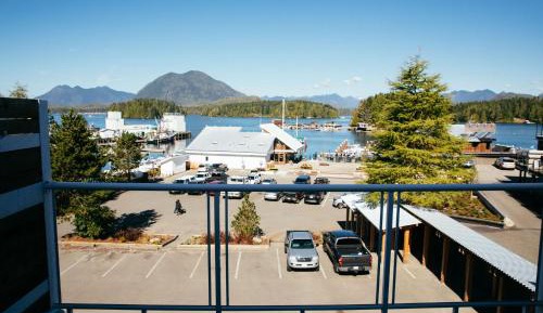 Queen Suite with View