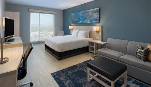 King Room with Sofa Bed