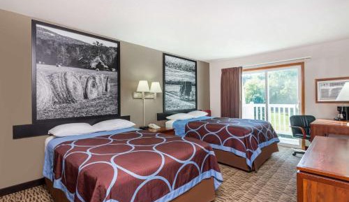 Deluxe Double Room with Two Double Beds - Non-Smoking